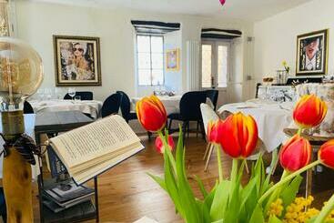 Общежитие Il Borgo Di Sabine