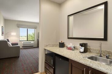 فندق Hampton Inn & Suites Phoenix Glendale Westgate