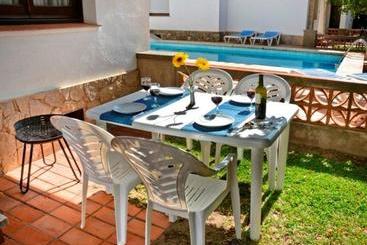 Piscis Villas