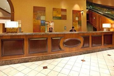 هتل City Place St. Louis