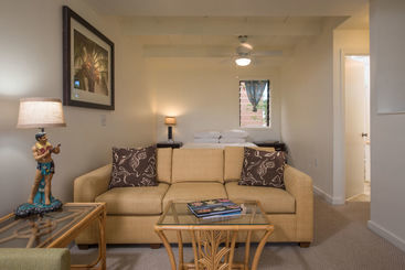 هتل The Makai Inn