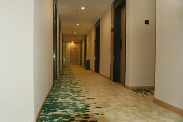 هتل Greentree Inn  Wuxi Quanshan Center
