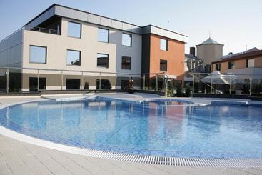 Cosmopolitan Hotel & Wellness - Ruse