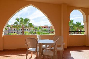 Apartamentos Playamarina