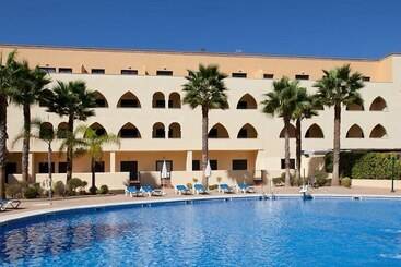 Apartamentos Playamarina