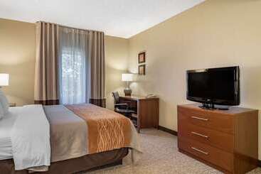 호텔 Comfort Inn & Suites Suwanee  Sugarloaf