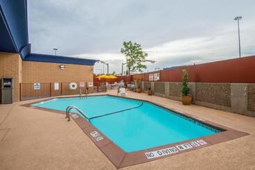 هتل Holiday Inn Express El Paso Central, An Ihg