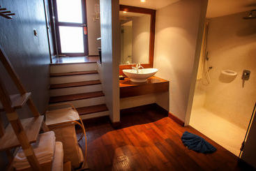 هتل Tango Beach Resort