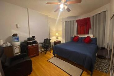 بنسيون Room In Guest Room   7privateroom Jacuzzimassage Sitparking15mins2ny