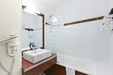 בית מלון כפרי Kyriad Paris Sud Arcueil Cachan