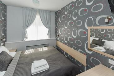 هتل Sky Rooms