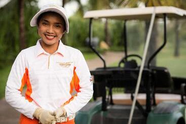 Отель Sofitel Angkor Phokeethra Golf & Spa Resort