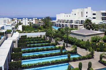 בית מלון כפרי The Ixian All Suites - Adults Only