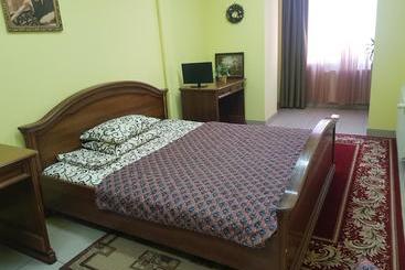 هاستل мини готель