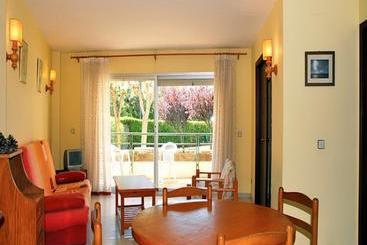 Apartamentos Medes Park