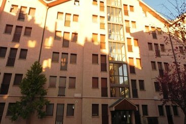 Apartamentos Jaca 3000