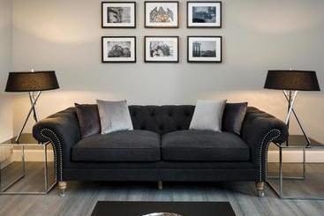 St Giles Apartments