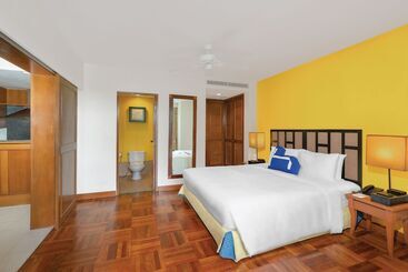 هتل Homm Suites Laguna