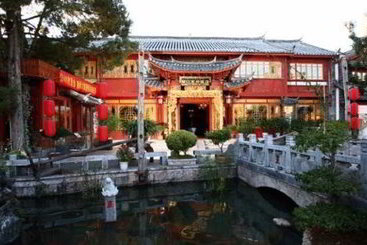 هتل Lijiang Wangfu Mansion