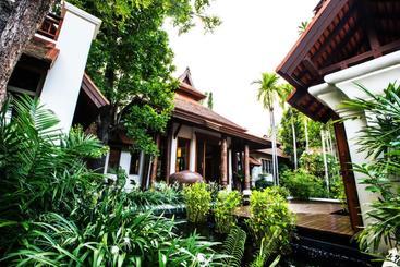 هتل Oasis Baan Saen Doi Spa Resort