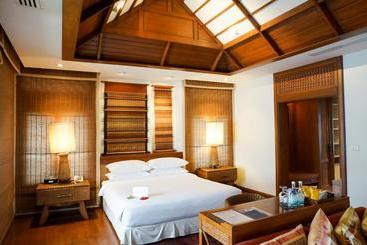 هتل Oasis Baan Saen Doi Spa Resort