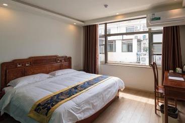 酒店 Greentree Alliance Chizhou Jiuhuashan Zodiac Statue Of God