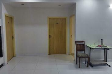 فندق Cyc 005 Udaya Elite Apartments