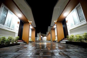 酒店 Fintastic Beach Resort