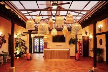 هتل Boutique Casa Grande