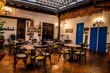هتل Boutique Casa Grande