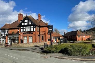 هتل The Stokesay Inn & B&b