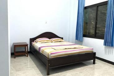 هتل Oyo 90317 Wisma Kartini 2 Syariah