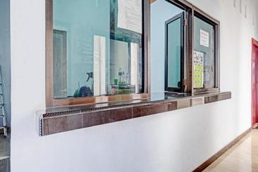 هتل Oyo 90317 Wisma Kartini 2 Syariah