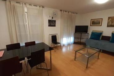 Apartamentos Auhabitat Zaragoza, Edificio De Apartamentos Turísticos