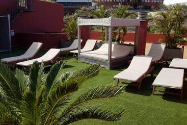 Aparthotel El Galeón