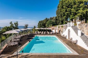 هتل آپارتمان Villa Guinigi Dimora Di Epoca Exclusive Residence & Pool
