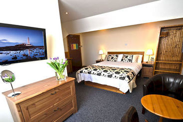 هتل Oaktree Lodge