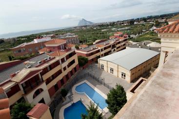 Apartamentos Turisticos Aureus Bahia Sur