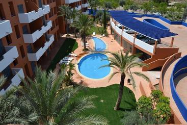 Apartamentos Turisticos Parque Tropical