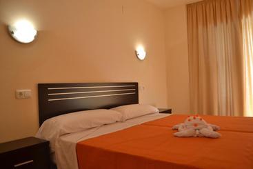 Apartamentos Turisticos Parque Tropical