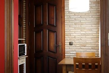 آپارتمانهای توریستها Arte Vida Suites & Spa