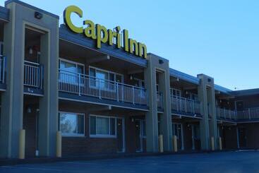 فندق Capri Inn