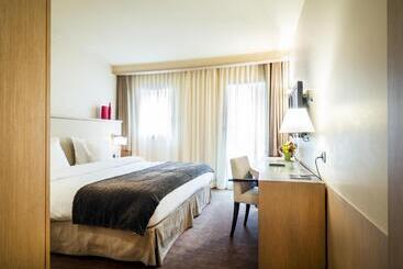 هتل Le Pré Carré