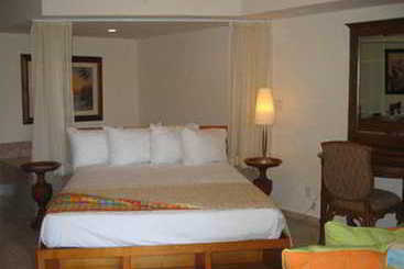 Hotelli Ritz Beach Resort