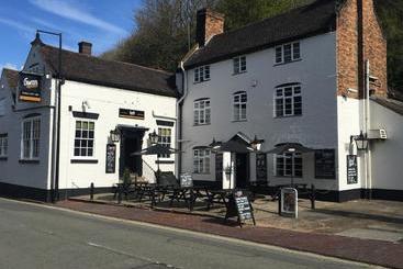 هتل The Swan Taphouse