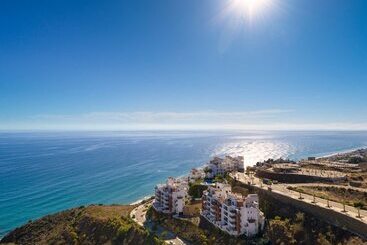 آپارتمان Olée Nerja Holiday Rentals By Fuerte Group