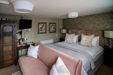 هتل The Brewers Inn