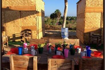 پانسیون Room In Guest Room   Camp   Santos Cabana Constanza
