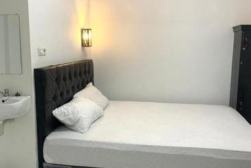 هتل Guest House Idm Inn Palu Redpartner