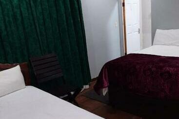 膳宿费 Luvuyos Guest House Pmb